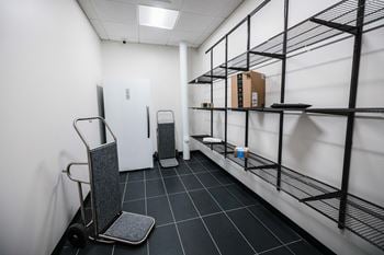 Package deliver room